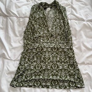 Tailor B. Moss sleeveless blouse, tie detail, size large, color green and white